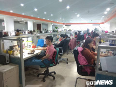 Ảnh: Hàng triệu lao động tất bật trong ngày làm việc đầu năm mới