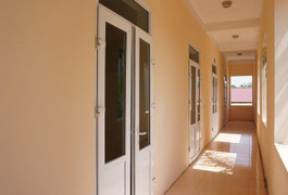 Cán bộ xã đồng loạt bỏ nhiệm sở đi du lịch dài ngày