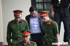 Cựu Trung tướng Phan Văn Vĩnh đề nghị không công bố bản án trên cổng thông tin điện tử