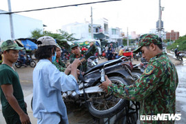 Bão số 9 diễn biến phức tạp, Khánh Hòa khẩn trương di dời 400 hộ dân