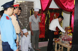 Xót xa gia cảnh 3 người trong một gia đình bị ô tô tông chết trên đường đi ăn hỏi về