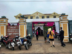 Cho tổ chức đám cưới tại trụ sở ủy ban, chủ tịch xã bị đề nghị đình chỉ công tác