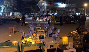 Đang ngồi uống trà đá, nam thanh niên bị gần 20 côn đồ đánh chết