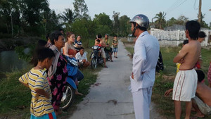 Người đàn ông tông xe vợ cũ trọng thương khai gì với công an?