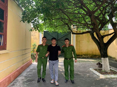 Gần 70 thanh niên hỗn chiến, chém nhau tranh giành nữ tiếp viên karaoke