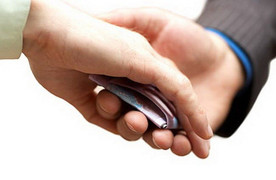 Cấu kết với cựu kế toán 'rút ruột' tiền lương, cựu hiệu trưởng ở Hà Giang dính án