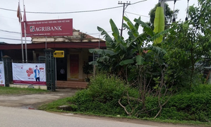 Truy tìm kẻ xông vào ngân hàng ở Phú Thọ, cướp 500 triệu đồng