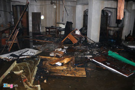 Lửa thiêu rụi sân khấu Cung Văn hóa Việt - Xô, các thiết bị của liveshow Quang Hà cháy thành than