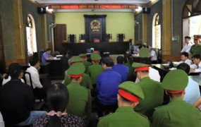 Triệu tập 47 thí sinh và phụ huynh đến phiên tòa xét xử gian lận điểm thi ở Sơn La