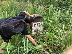 Vì sao sau một ngày nhận tin, địa phương mới có mặt tại điểm đổ dầu ở Hoà Bình?