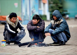 Hà Nội rét 9 độ C, băng giá, sương muối bao phủ vùng núi cao