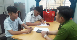 Đưa nam thanh niên đánh giày giá ‘cắt cổ’ 300 nghìn đồng vào trung tâm bảo trợ xã hội Đà Nẵng