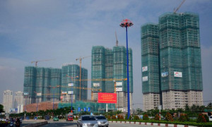 Nhà giá rẻ ở Sài Gòn 'đắt như tôm tươi'