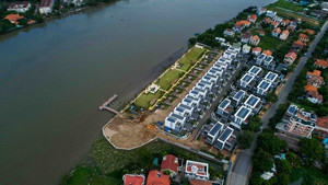 Cận cảnh khu biệt thự siêu sang vừa bị xử phạt tiền tỷ