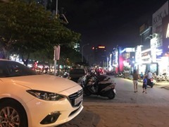 Chi hàng tỷ đồng làm đường chỉ phục vụ cho khu nhà không phép?