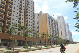 Doanh nghiệp địa ốc chạy đua huy động vốn trên sàn chứng khoán