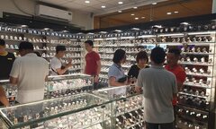 Thế giới di động lấn sân sang kinh doanh đồng hồ