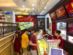 Giá vàng diễn biến thất thường, khó đoán