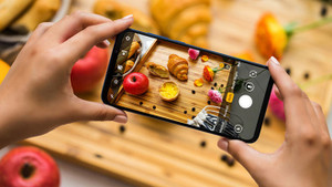 Điện thoại 5G của VinSmart sẽ được sản xuất tại Khu CNC Hòa Lạc