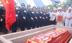 Anh hùng phi công huyền thoại Nguyễn Văn Bảy yên nghỉ trên đất quê hương