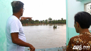 5 ngôi nhà sạt lở ở Sài Gòn: Trắng tay sau hàng chục năm đánh đu bên miệng 'hà bá'