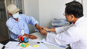 TP.HCM dự kiến mua 4.000 thẻ bảo hiểm y tế cho người nhiễm HIV