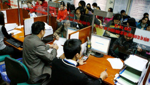 TP.HCM đẩy mạnh tinh giản biên chế, giải thể các đơn vị kém hiệu quả