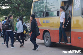 Các trường ở huyện xa nhất TP.HCM dùng xe ô tô đưa đón thí sinh thi THPT Quốc gia 2019