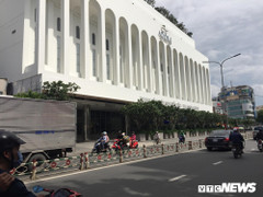 Hàng trăm người nghi ngộ độc sau dự tiệc, Trung tâm tiệc cưới Adora 'sang trọng bậc nhất Việt Nam' vẫn 'án binh bất động'