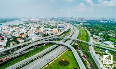 TP.HCM đề xuất làm bãi đậu xe dưới gầm cầu cao tốc