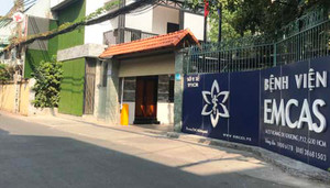 Từng xảy ra sự cố chết người 2 năm trước, vì sao Bệnh viện thẩm mỹ EMCAS vẫn hoạt động?