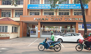 Cô giáo đánh mắng, nhéo tai học sinh tố cáo hiệu trưởng, lãnh đạo TPHCM yêu cầu xác minh