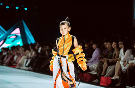 Lee Sumi: Cô nàng 'tắc kè hoa' của làng mẫu nhí