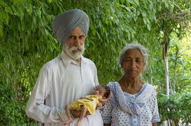 8 phụ nữ sinh con ở tuổi ngoài 60 đi vào kỷ lục thế giới