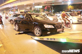 Tài xế say rượu lái ô tô đâm liên tiếp hai bà bầu trên phố Hà Nội