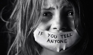 Chia sẻ của người mẹ từng bị dâm ô, xâm hại thân thể