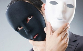 Giả điên, vờ tâm thần - chiêu bài của những tên tội phạm hòng thoát tội