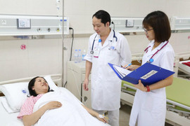 Cứu sống sản phụ lên cơn co giật, ngưng tim ngay trên bàn mổ