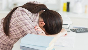 Cố giảm cân, nữ sinh 18 tuổi bị tâm thần, cơ thể kiệt quệ