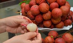 Những người này cần hạn chế ăn vải nếu không muốn gây hại cho sức khỏe