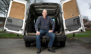 Nghỉ hưu 6 năm, người đàn ông lái xe khắp nơi hiến tặng tinh trùng