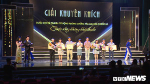 Trao giải cuộc thi 'Sáng tác tranh cổ động về phòng chống tác hại của thuốc lá'