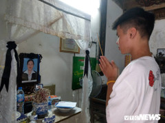 Gia đình nữ công nhân môi trường bị 'xe điên' tông chết nhận tiền ủng hộ từ độc giả báo VTC News