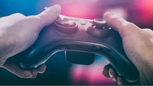 Sử dụng trò chơi điện tử chữa bệnh kém cử động chi trên