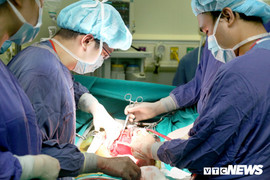Kỷ lục y khoa Việt Nam: 6 ngày thực hiện 15 ca ghép tạng cứu người