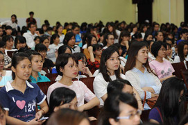 Hơn 1.000 bạn trẻ tìm được niềm vui trong 'Ngày hội việc làm 2016'