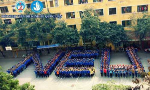 Sinh viên dọa bỏ ĐH Kinh tế Quốc dân vì học phí tăng, thầy giáo lên tiếng