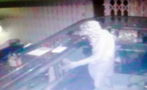 Tóm gọn siêu trộm vét sạch hàng loạt tiệm vàng ở miền Tây