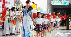 Chủ tịch nước: 'Mong học sinh, sinh viên nuôi dưỡng khát vọng xây dựng cuộc sống ngày càng tốt đẹp hơn'