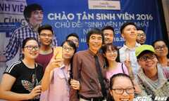TS Lê Thẩm Dương: Sinh viên năm thứ nhất phải có chiến lược cuộc đời